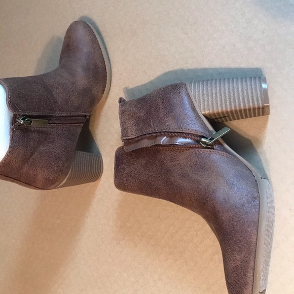 Maurices boots - Picture 2 of 4